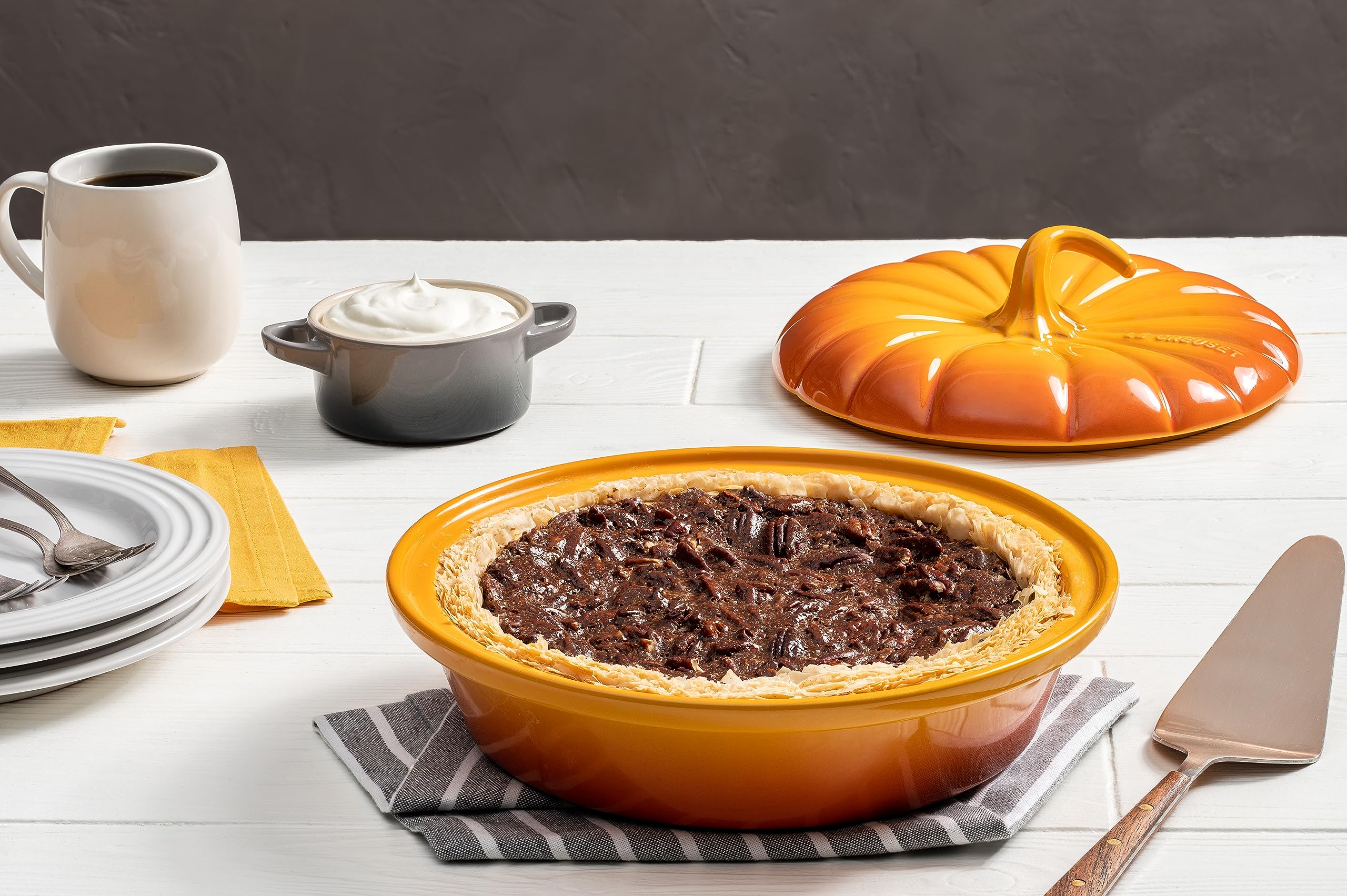 ルクルーゼ　パンプキン　パイディッシュ Amazon｜ル・クルーゼ(Le Creuset) パンプキン パイ ディッシュ